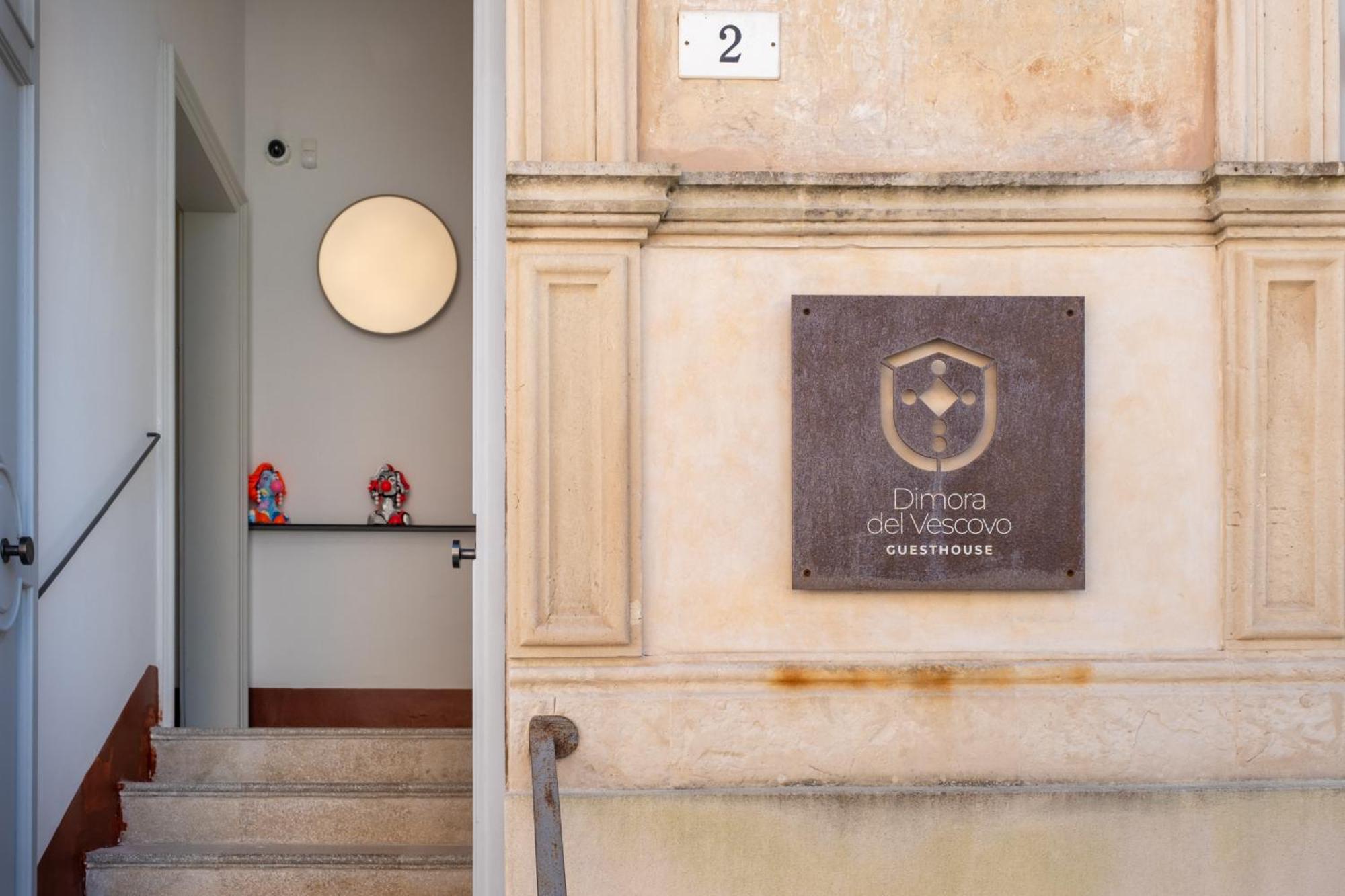 Dimora Del Vescovo Art Boutique Hotel Minervino di Lecce Exterior photo