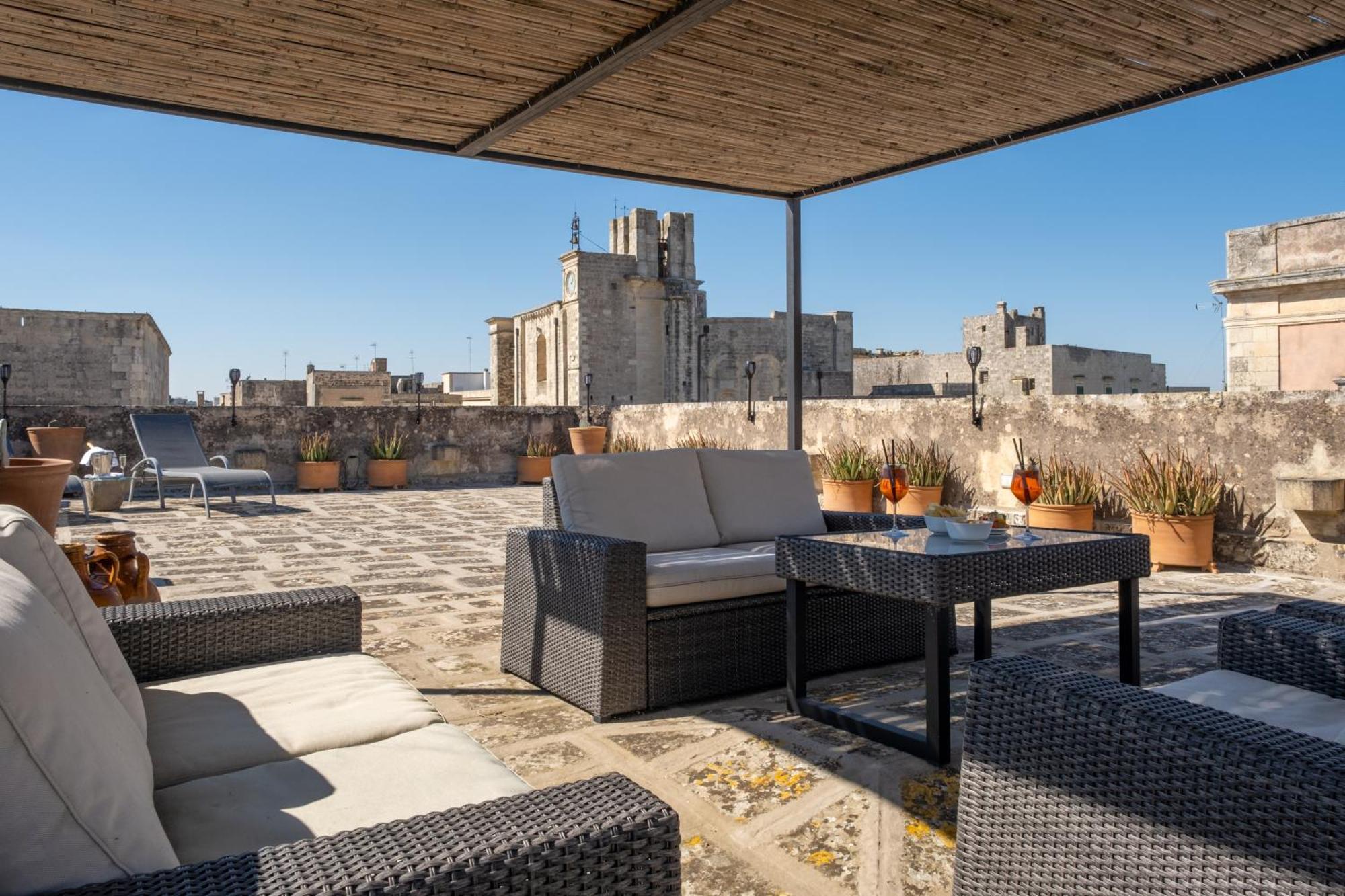 Dimora Del Vescovo Art Boutique Hotel Minervino di Lecce Exterior photo